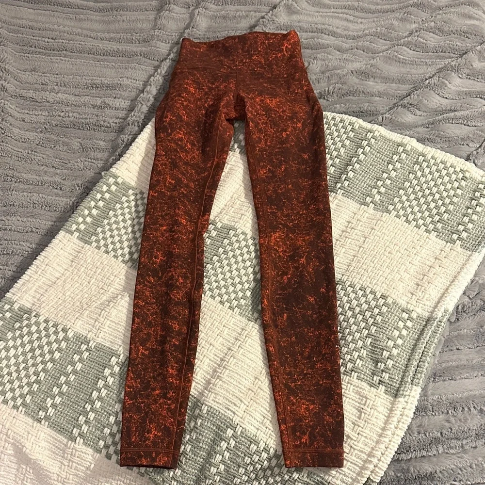 Women’s Lululemon leggings